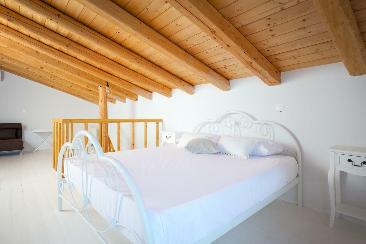 Ionian Grand Case de vacanță Benitses (Corfu)